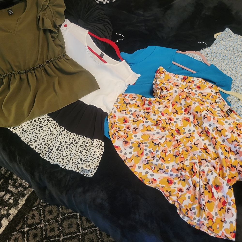 Lot of 5 Women's Tops